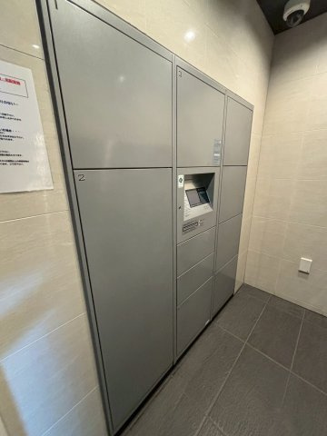 プレサンス谷町七丁目Ⅱのロビー