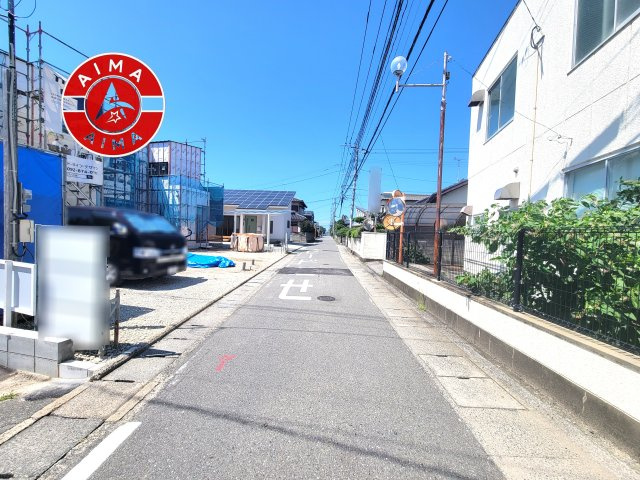 福津市西福間3丁目第1-4棟（3号棟）の外観|前面道路含む現地の写真です。