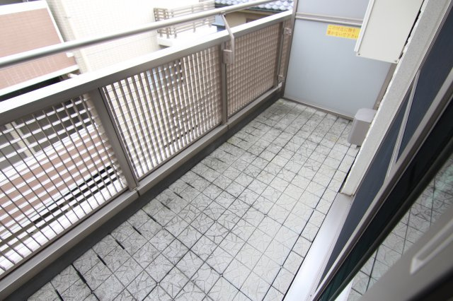 リッツ高田のバルコニー|※同タイプ別部屋の参考写真になります