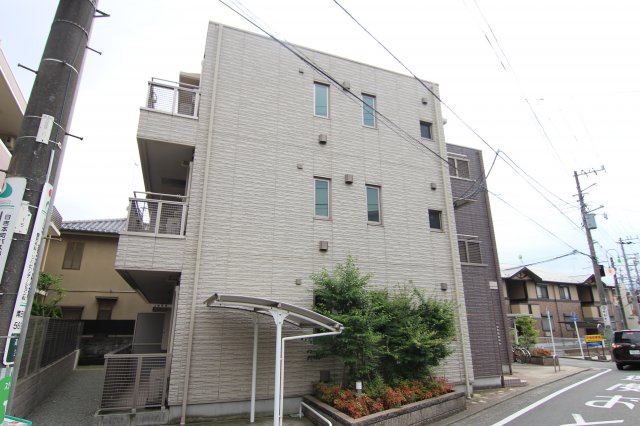 リッツ高田の外観