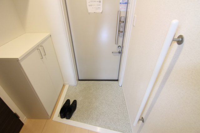 リッツ高田の玄関|※同タイプ別部屋の参考写真になります