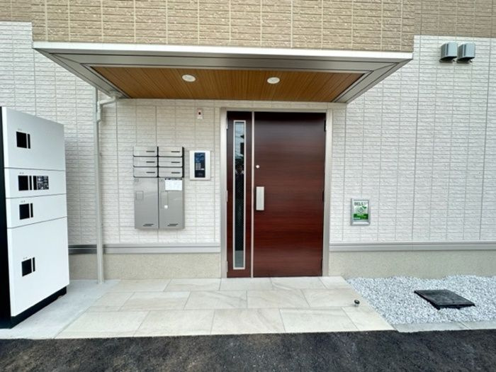 アザレア熊本のエントランス