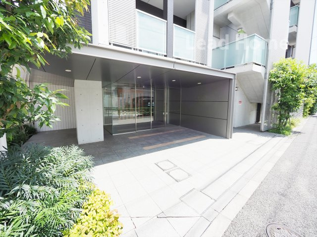 【エントランス】 | リストレジデンス目黒本町
