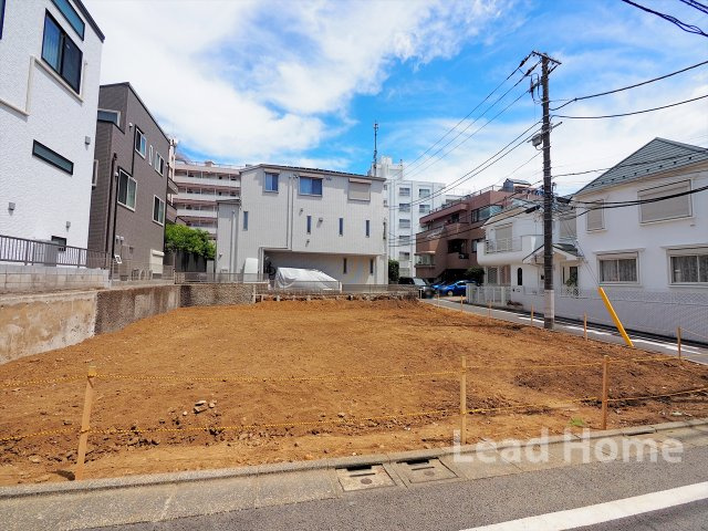 【外観】 | 目黒区上目黒5丁目 | 空が広く見渡せる陽当たりの良い立地です！周辺環境も穏やかで毎日心地よく過ごしていただけます♪