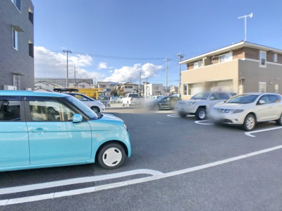 【駐車場】 | クリスタル