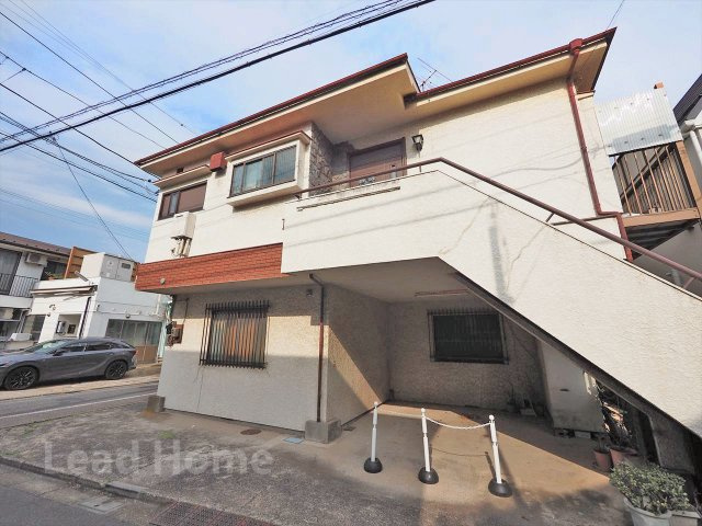 【外観】 | 目黒区原町1丁目 | 落ち着いた街並みとなじむ快適なロケーションに位置！ご家族みんなで心地よく健やかに過ごせるエリア♪