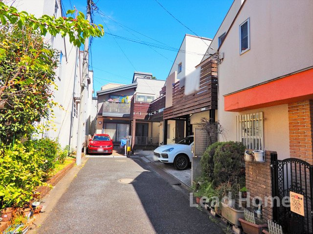 【前面道路含む現地写真】 | 目黒区青葉台1丁目