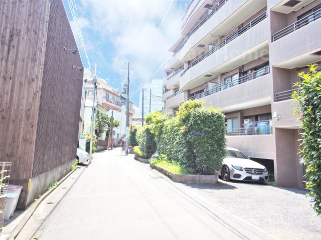 【その他】 | クリオ恵比寿弐番館 | 前面道路