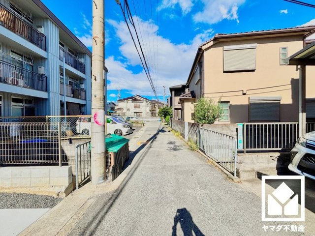 伊丹市南野北３丁目　１期の前面道路含む現地写真