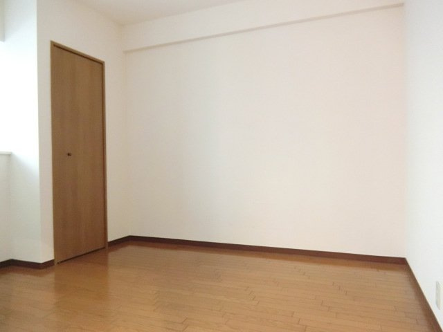 ボンメゾンフタバの寝室