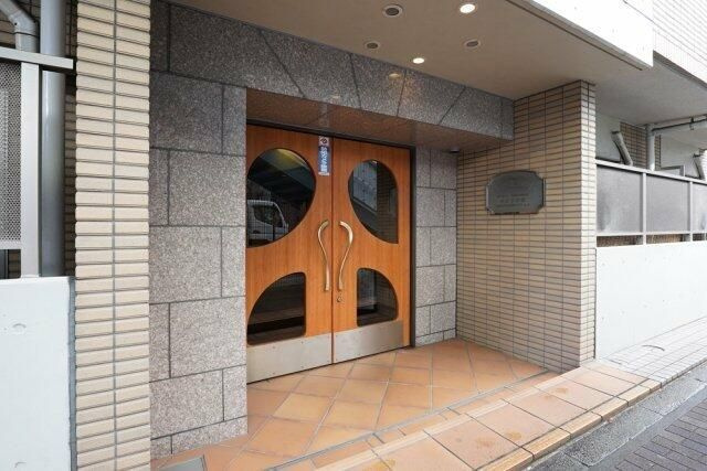 【エントランス】
