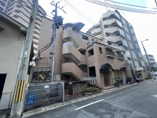 ハイコート甲子園の外観