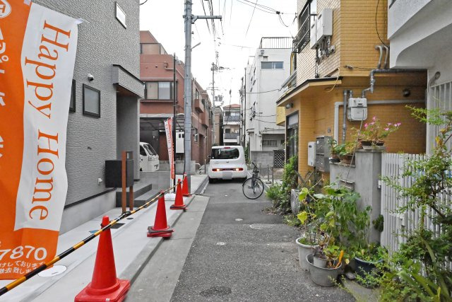 神戸市中央区大日通4丁目新築一戸建て│3LDK+駐車1台可の前面道路含む現地写真|東側4.0ｍ前面道路です。