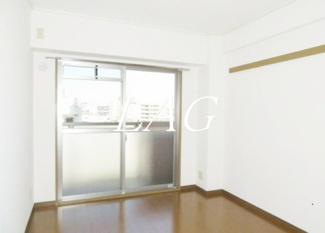 【居間・リビング】 | ア・クール杉原 | 洋室のお部屋です。
