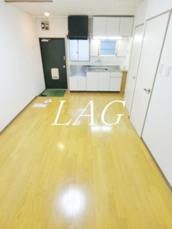【居間・リビング】 | 萩中マンション | 洋室のお部屋です。