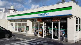 【周辺】 | 盛キャラバン（Ｄ） | ファミリーマート 内間五丁目店まで550m