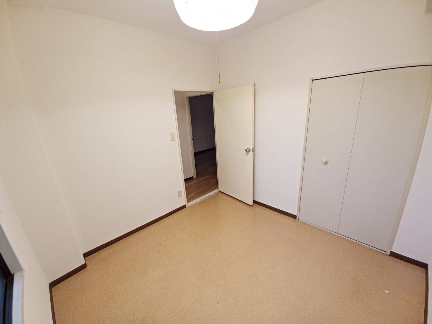 パラシオン糀屋の洋室