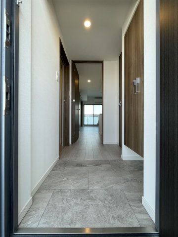 S-RESIDENCE東三国amanteの玄関