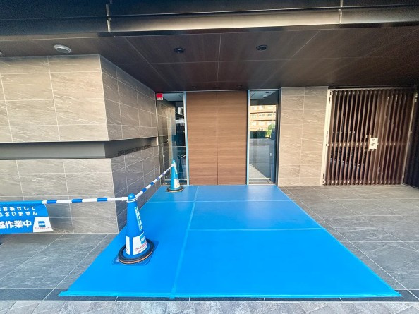 【エントランス】 | オープンレジデンシア新宿ザ・ハウス