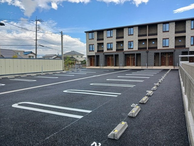 【駐車場】 | ヒカルサ甲府国母　イースト