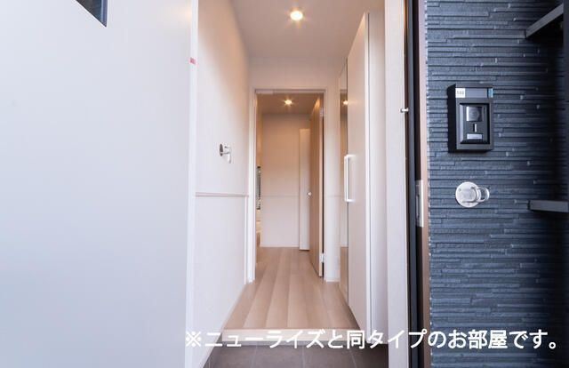 レスポワール　Ａの玄関