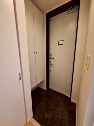メゾン　パルクの玄関