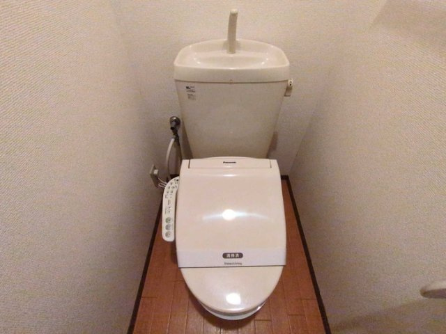 グレイスコートD棟のトイレ