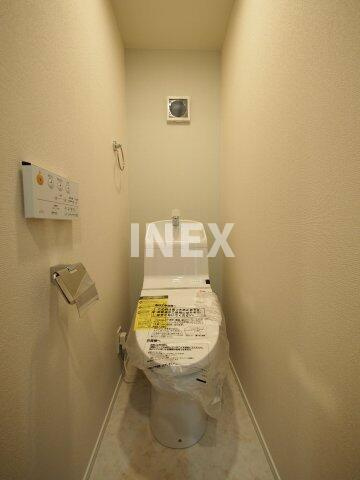 横浜市西区東久保町のアパートのトイレ|嬉しい温水洗浄便座付
