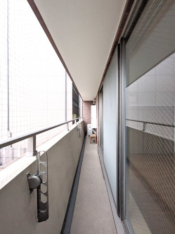 【バルコニー】 | リリファ横濱山下町