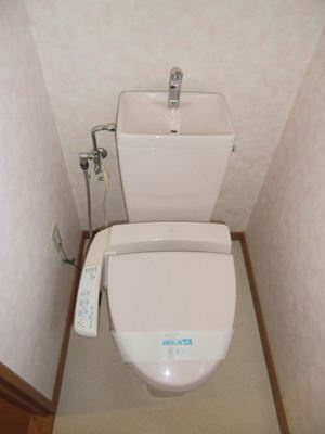 ティンカーベルのトイレ|温水洗浄便座