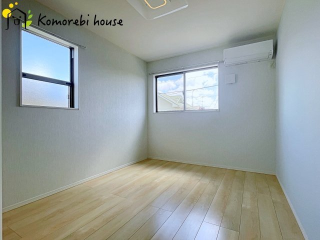 鴻巣市箕田　中古戸建　の洋室|使い勝手のいい洋室です