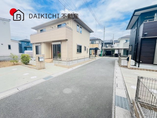 【前面道路含む現地写真】 | 行田市大字持田　中古戸建