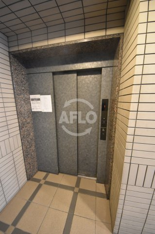 ウエスト江戸堀　(西船場小学校区)の設備|ウエスト江戸堀　エレベーター