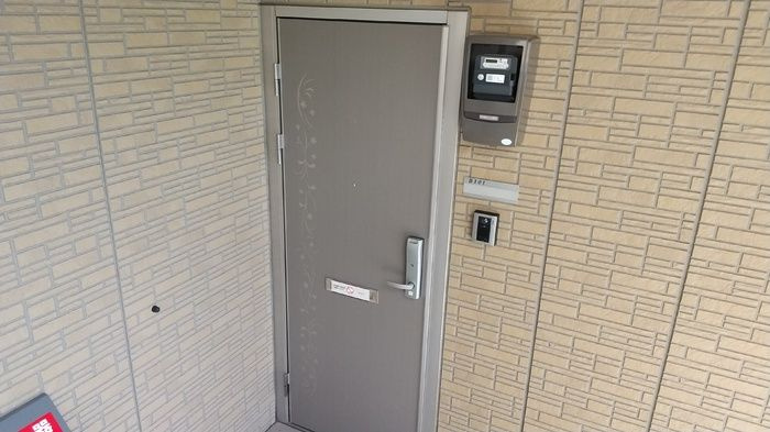シャン　ポワール　Bの玄関