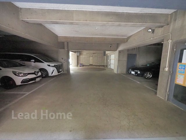 【駐車場】 | コンドミニアム池尻