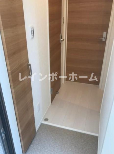 特典：仲介手数料が無料です!!の玄関|毎日通る玄関はこちらです