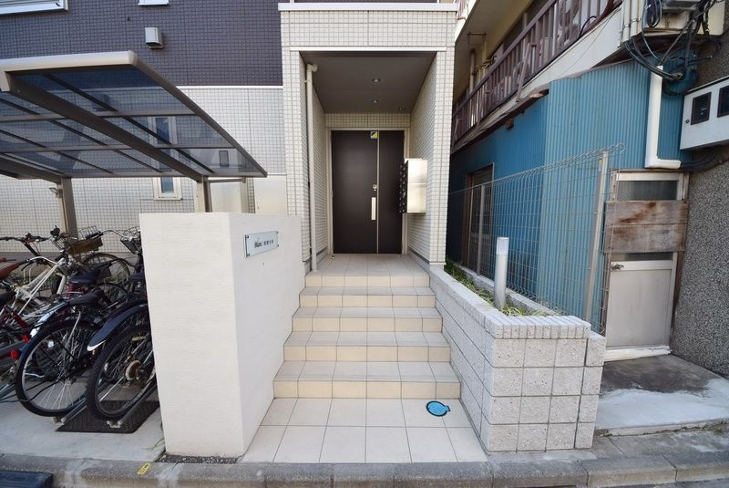 ブラン清澄白河のエントランス