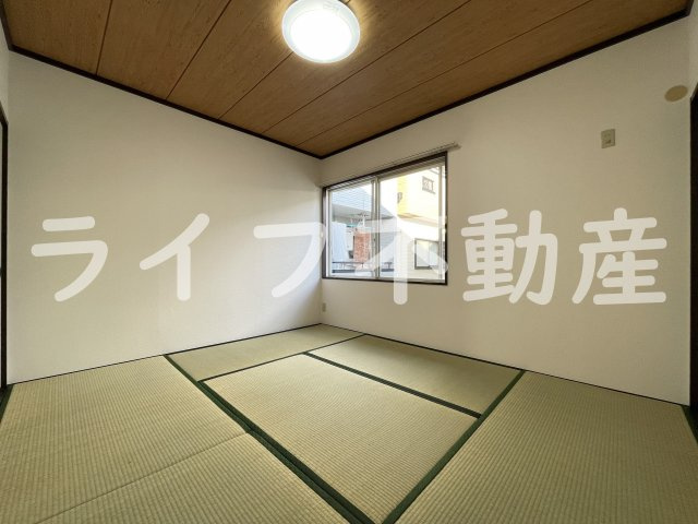 フレグランス小阪の和室|明るい和室です
