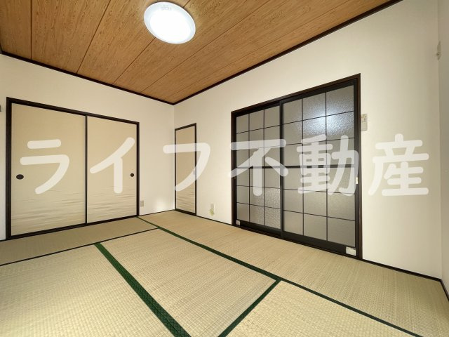 フレグランス小阪の和室|明るい和室です