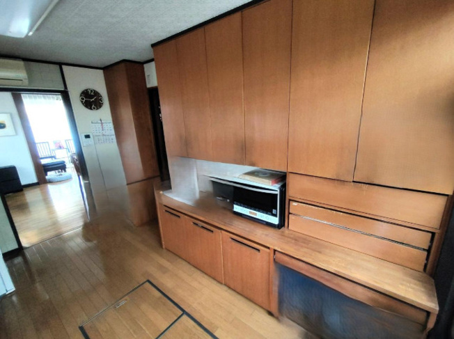 【キッチン】 | 世田谷区若林4丁目 | 作業スペースにゆとりがありスムーズにお料理が可能！手料理を効率良く準備できて家事時間も短縮できます！