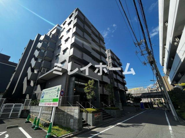 ルーブル仲六郷壱番館の外観