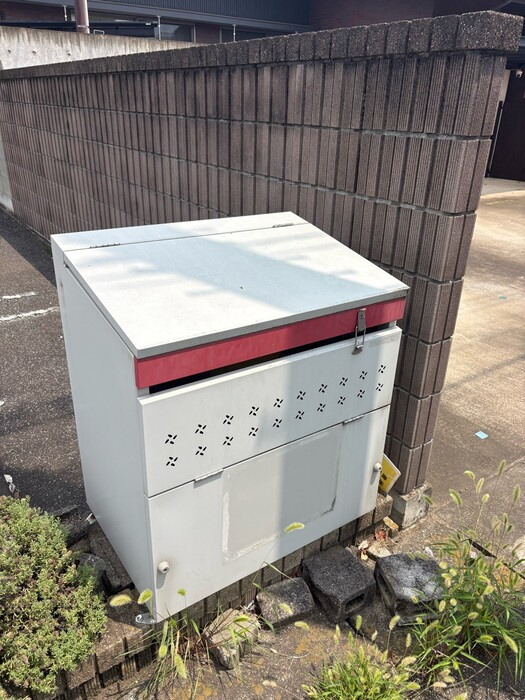 ヴィラ エクレールのその他共用部分|ゴミステーション