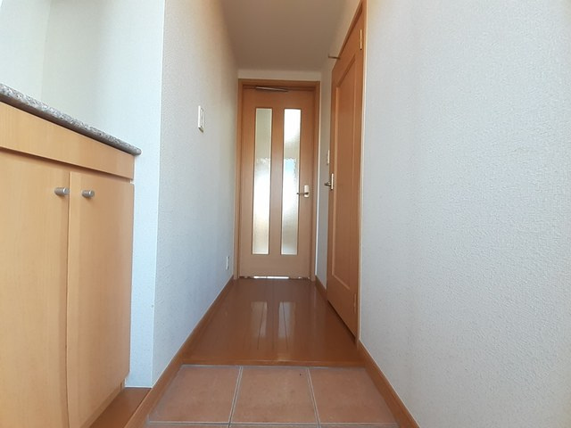 カーサ　ヴェンティ　の玄関