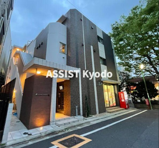 ルストーレ経堂の外観