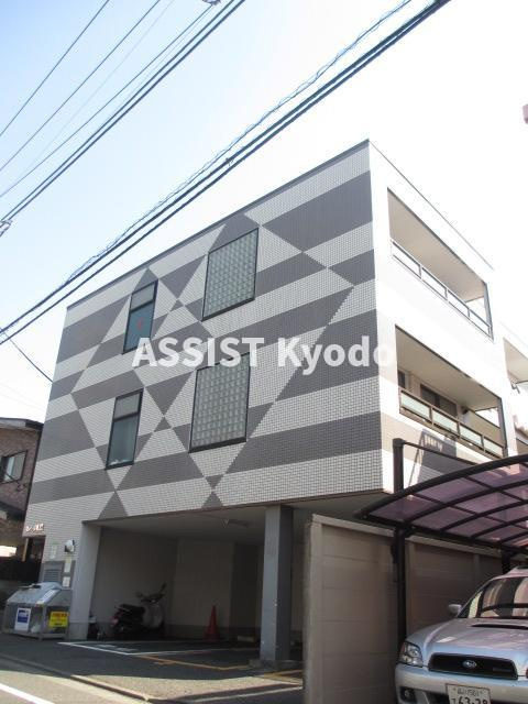 世田谷区松原５丁目の賃貸マンションの外観