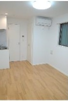 ROOMSの居間・リビング