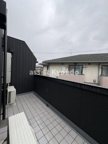 アジュガール成城南のバルコニー