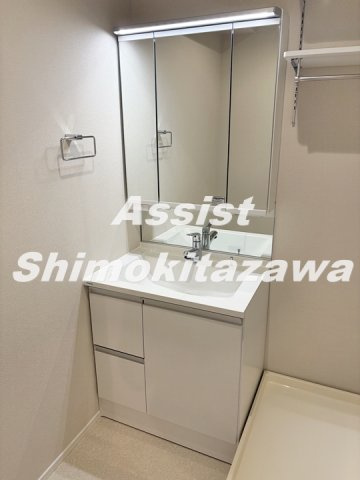 コーラルハイツⅡの独立洗面台