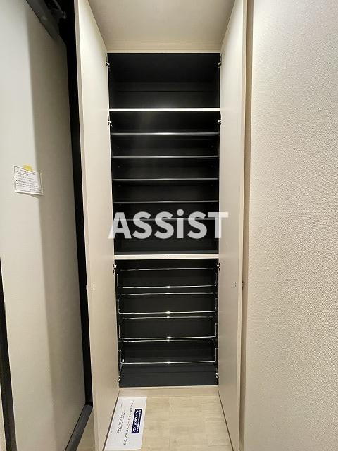 サニーベール三軒茶屋の玄関