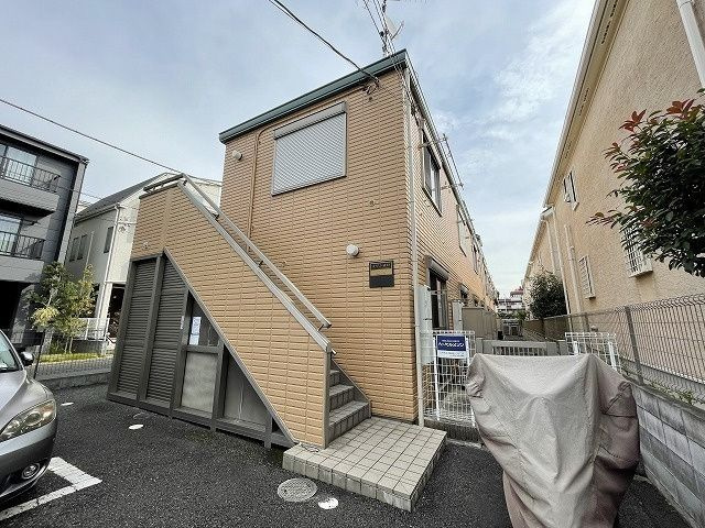 メゾン山口のエントランス
